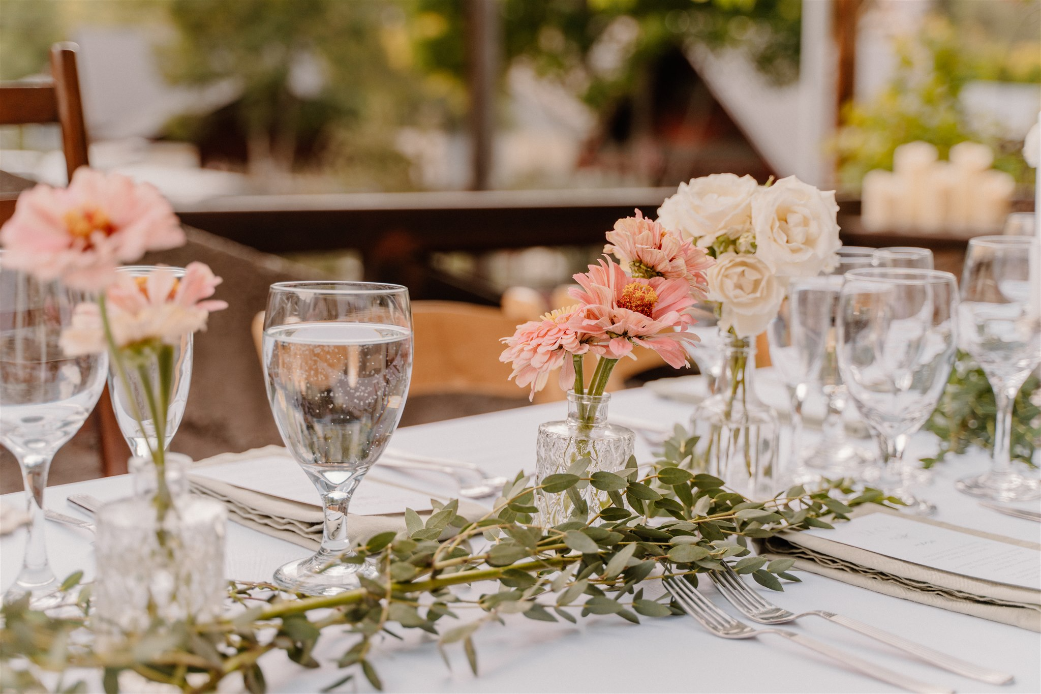 Innovative Tablescapes That Tell a Story